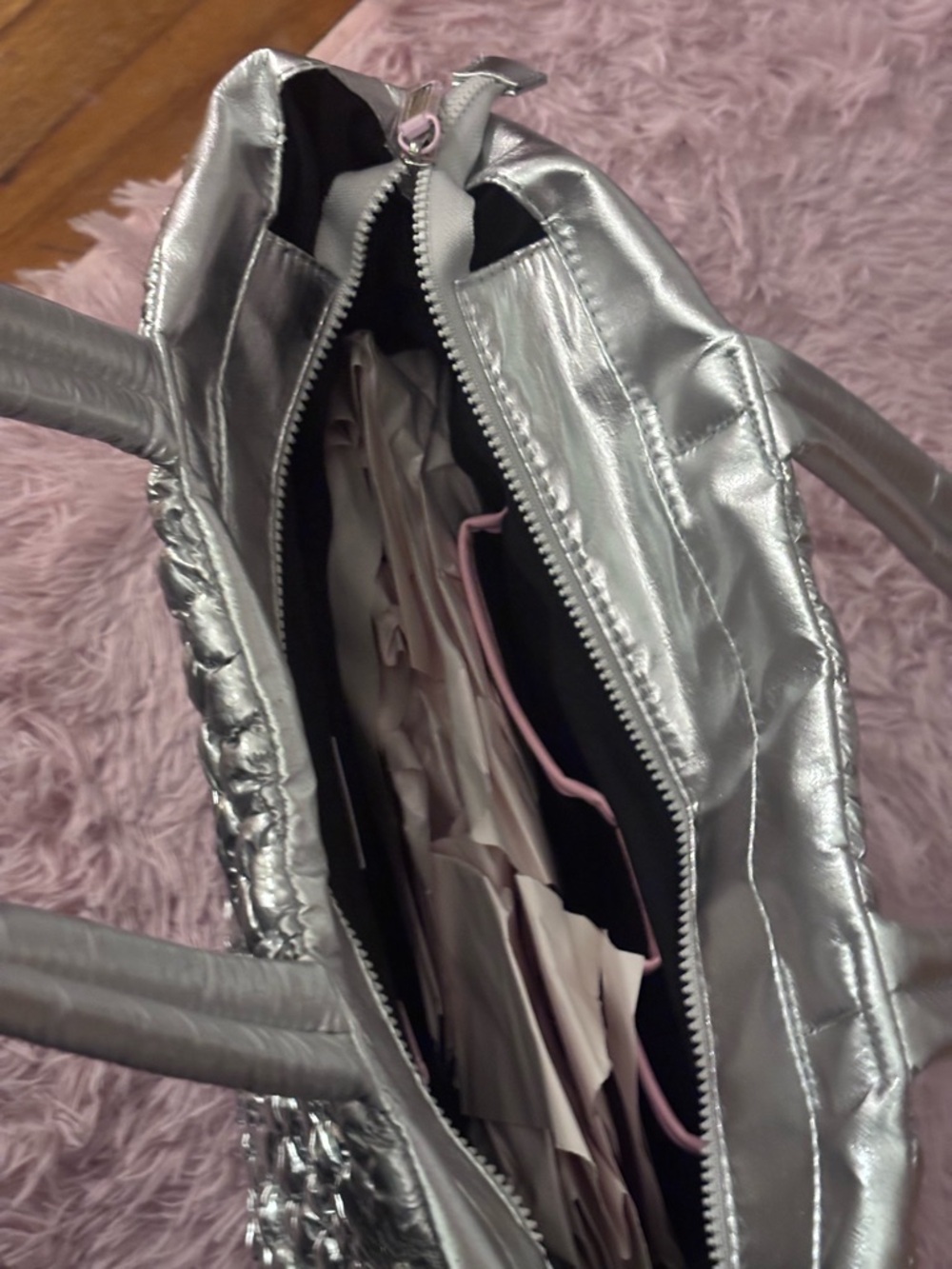 Silver Quilted Tote Bag - Wildfox - Picture 7 of 7